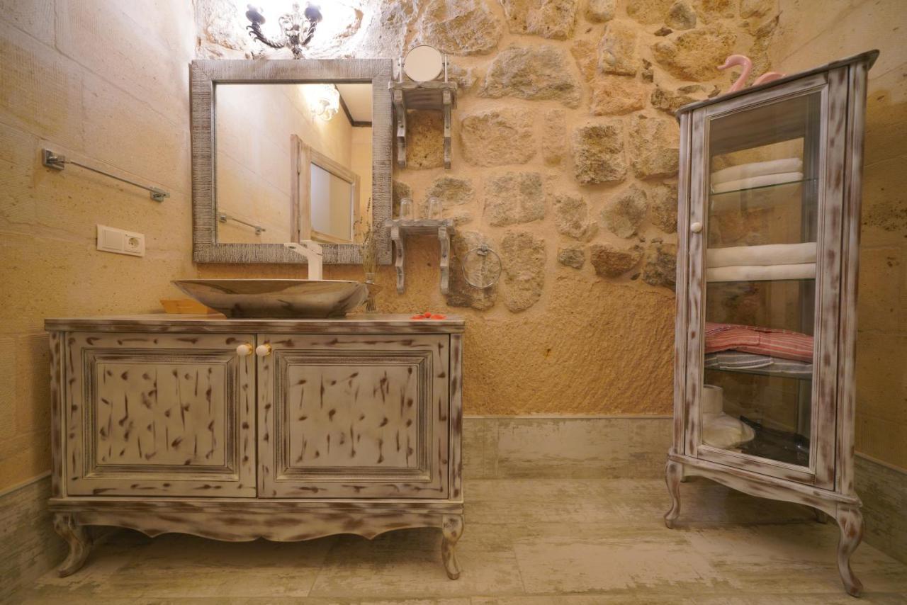Karlik Cave Suite Cappadocia Uchisar Exterior photo