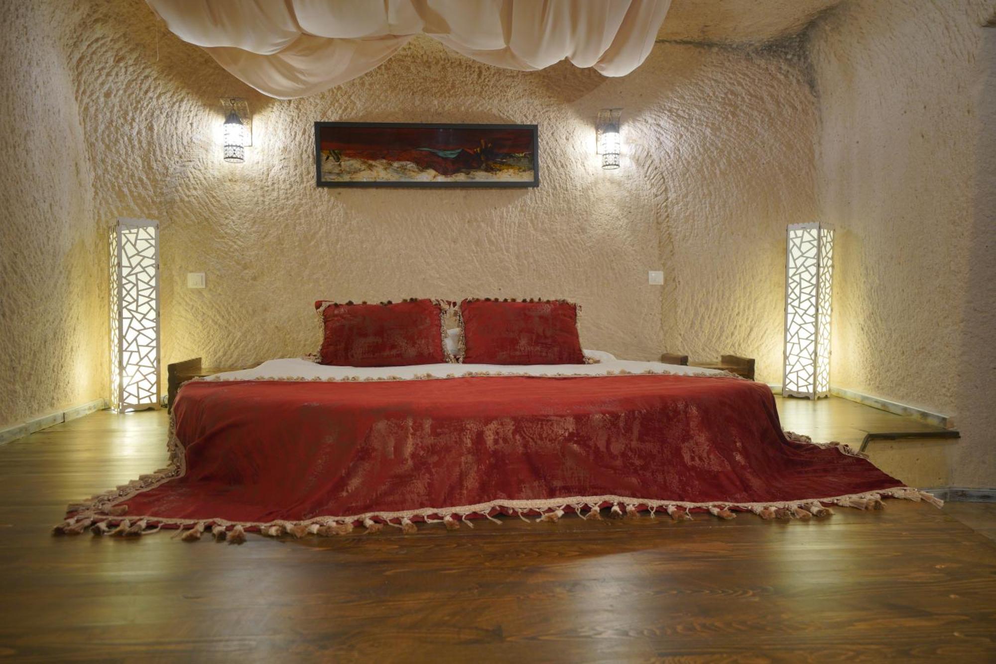 Karlik Cave Suite Cappadocia Uchisar Exterior photo