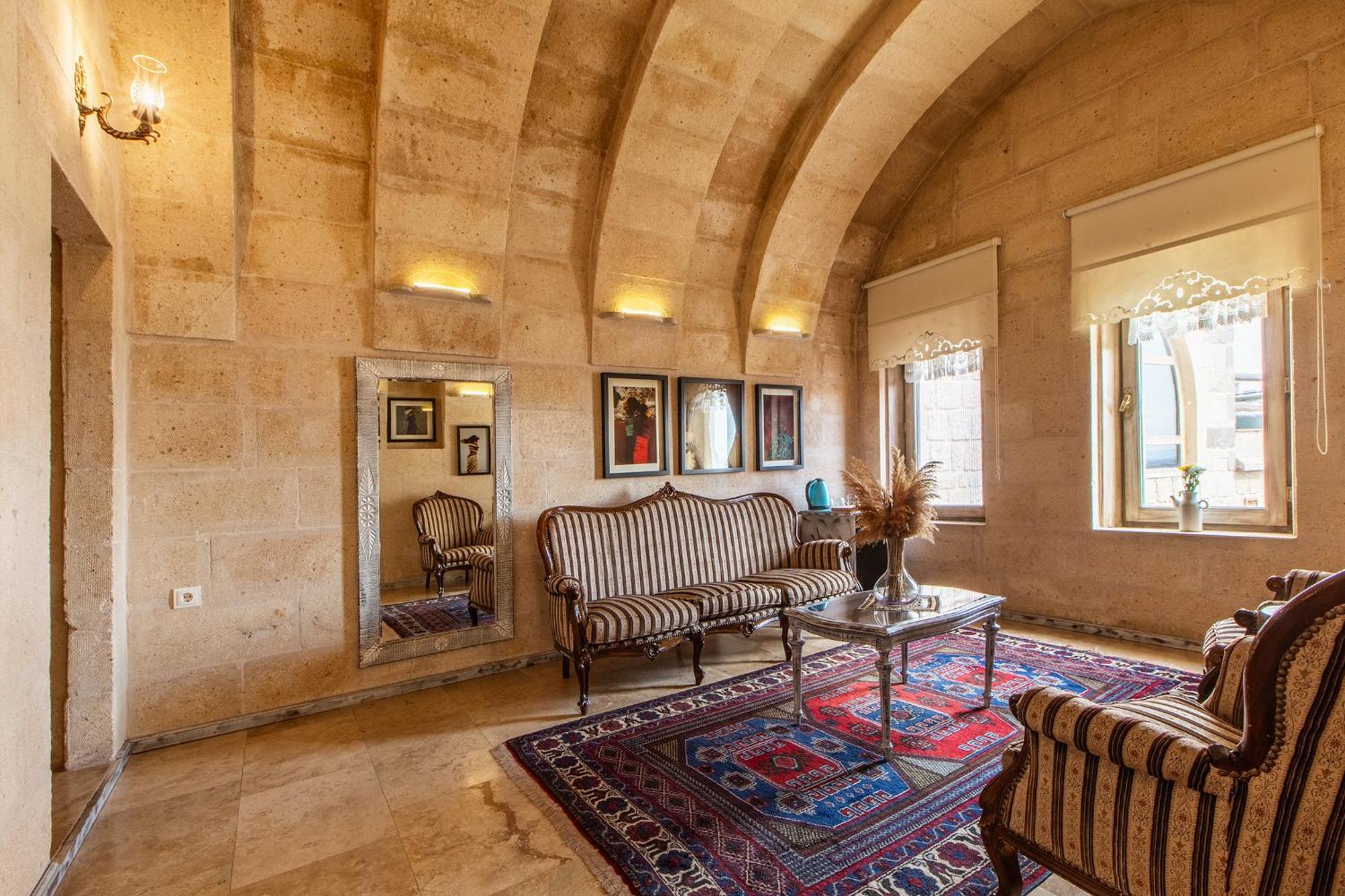 Karlik Cave Suite Cappadocia Uchisar Exterior photo