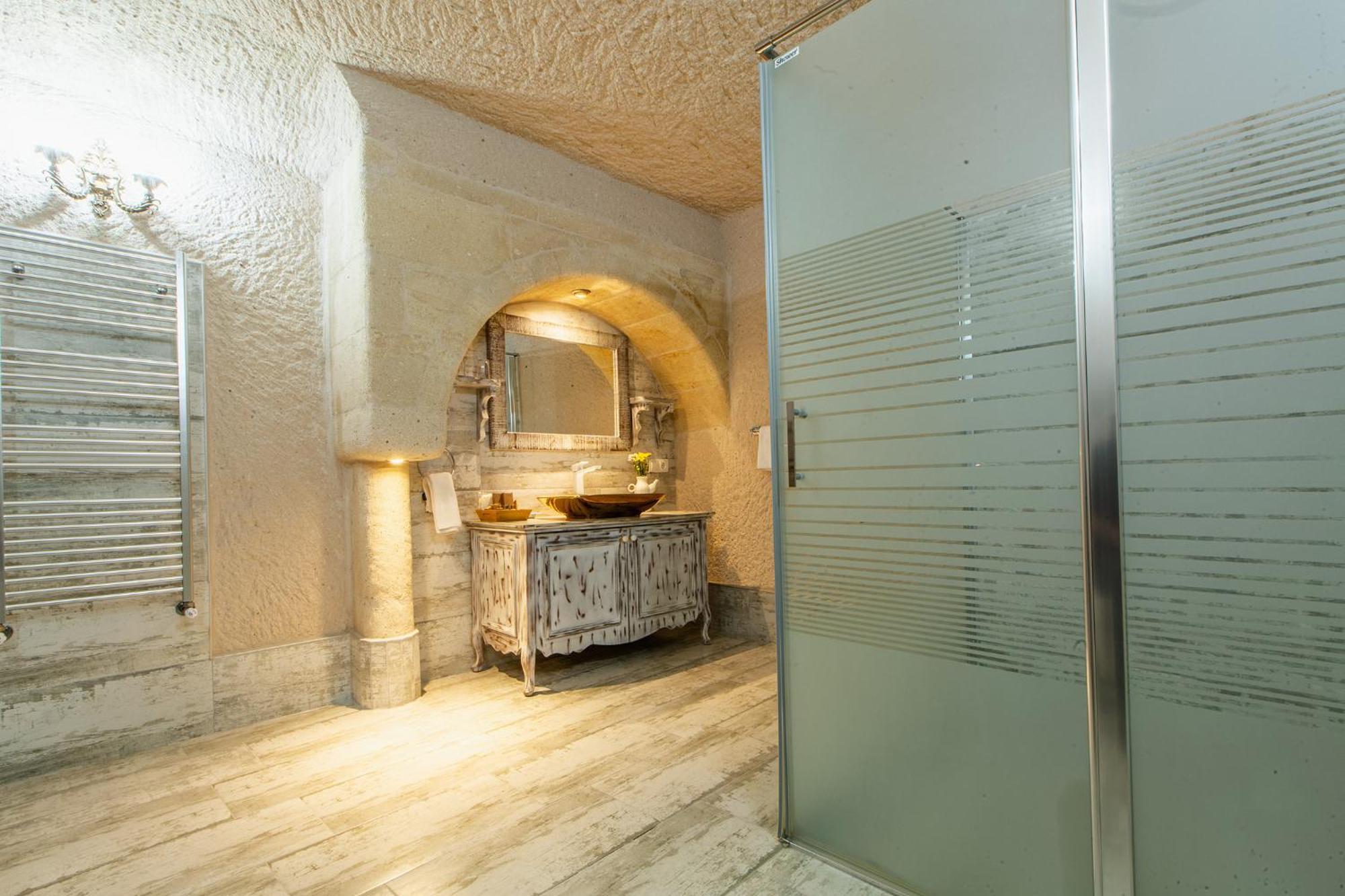 Karlik Cave Suite Cappadocia Uchisar Exterior photo