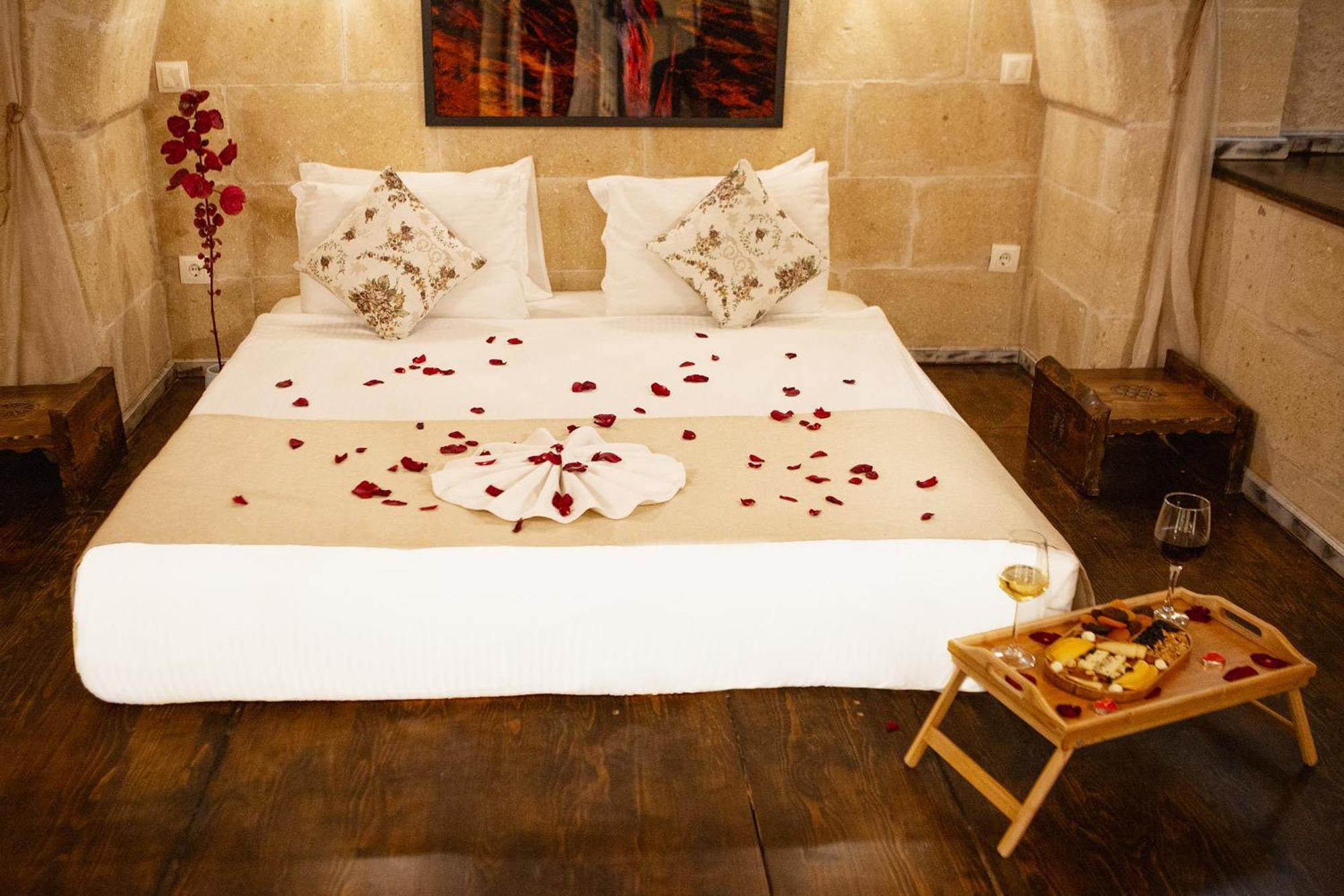 Karlik Cave Suite Cappadocia Uchisar Exterior photo