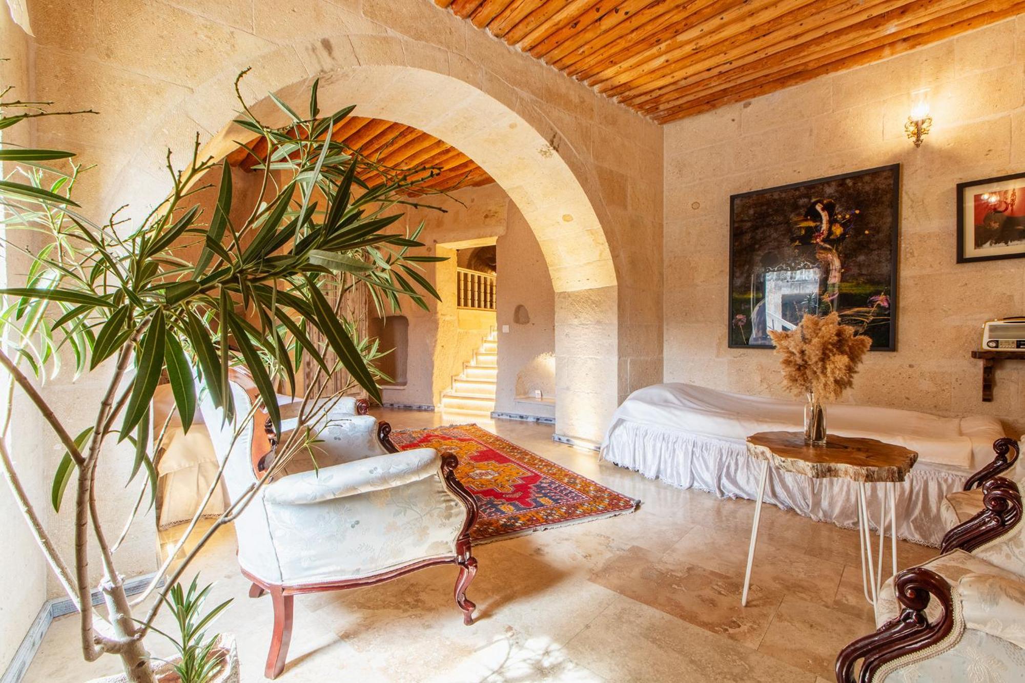 Karlik Cave Suite Cappadocia Uchisar Exterior photo