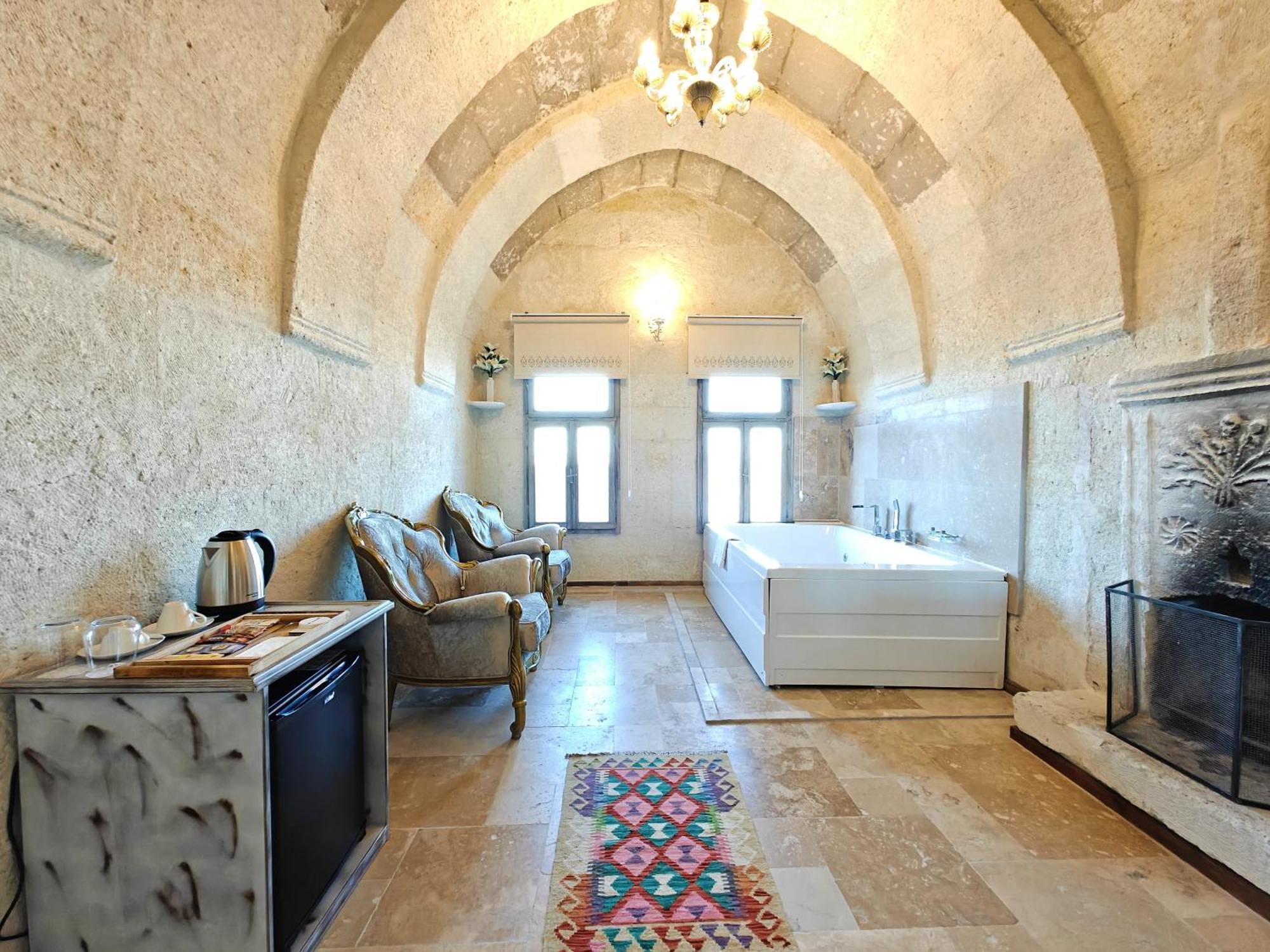 Karlik Cave Suite Cappadocia Uchisar Exterior photo